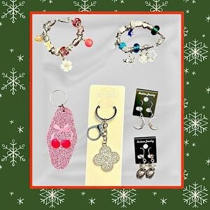 💎🆕 💎 Silver Earrings, Bracelets and Keychain Set